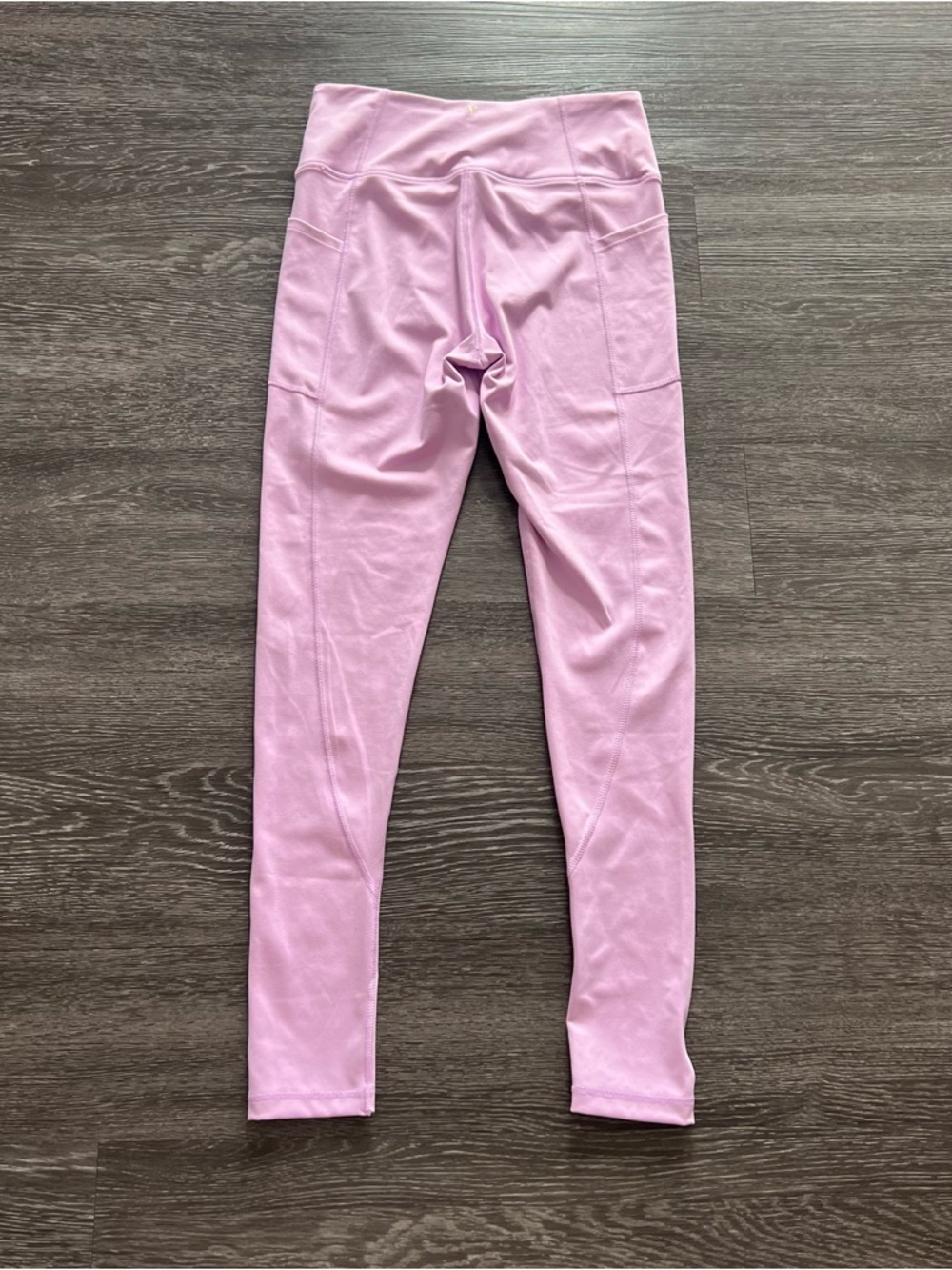 Victoria's Incredible Essential High-Rise Pocket Leggings - Picture 5 of 10